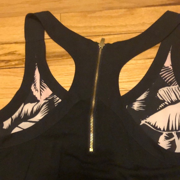 Floral Razorback Tank - Picture 4 of 6